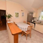 2 Bedroom With Garden * Млини