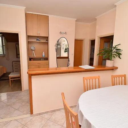 2 Bedroom With Garden